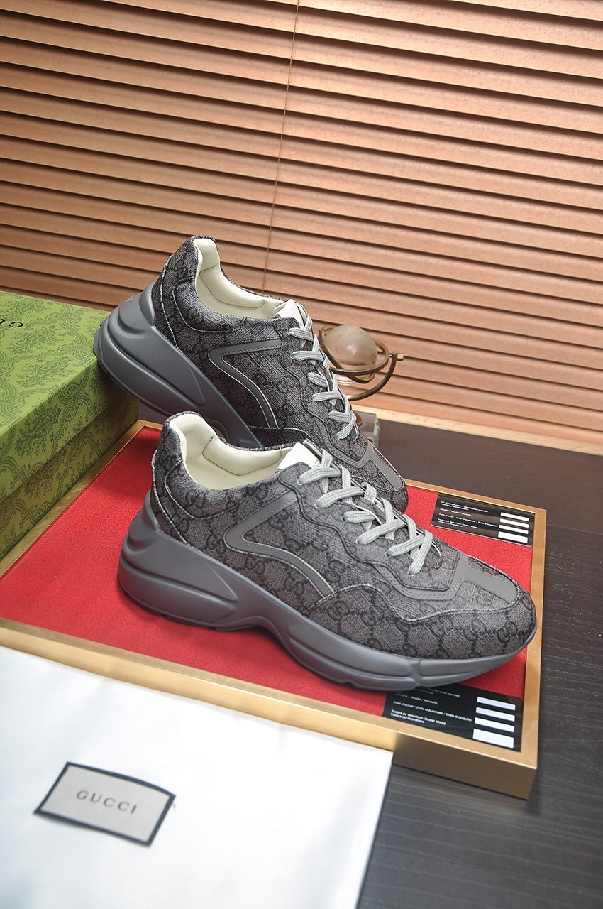 GUCCI Gray Patterned Low-Top Sneakers — side