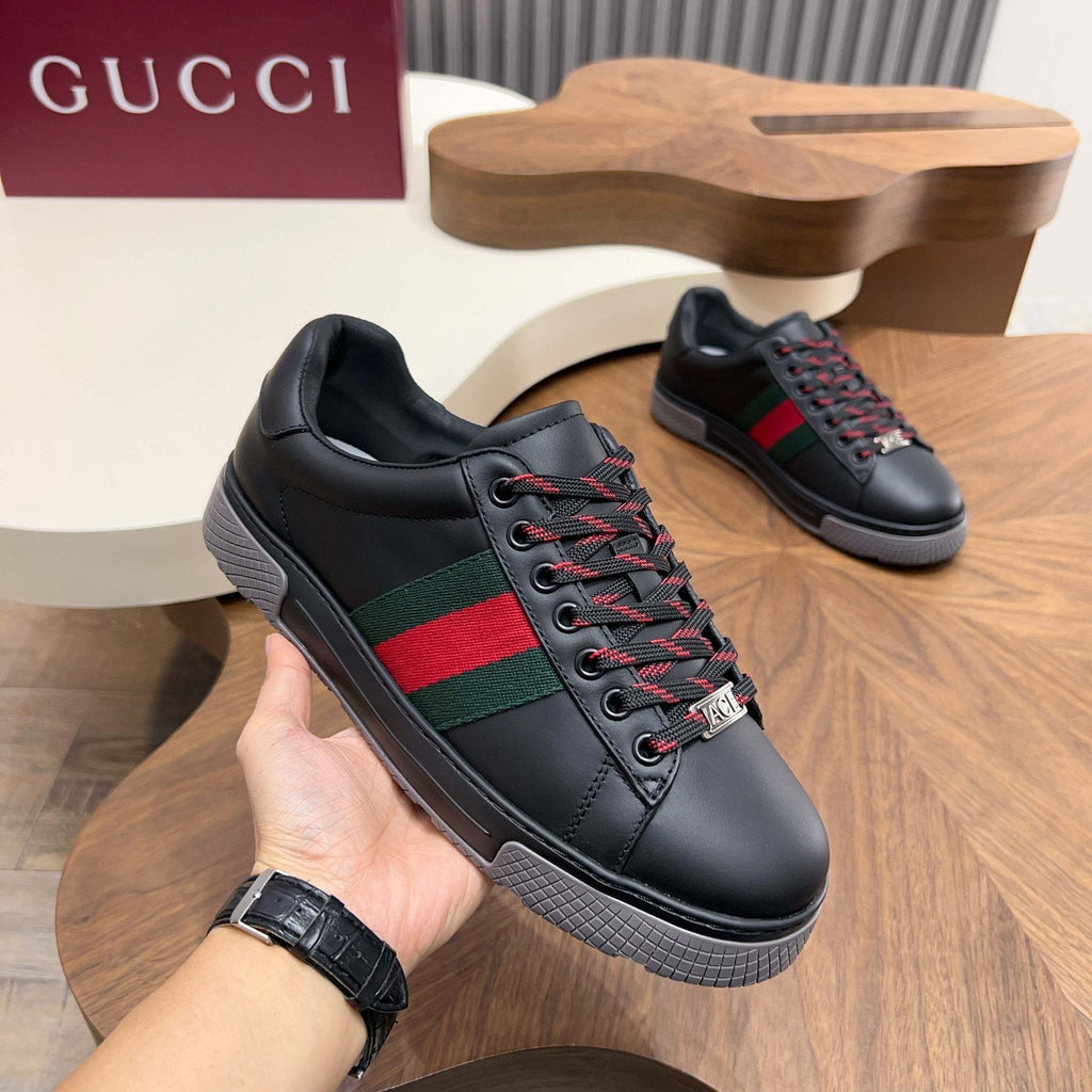 Gucci Red and Green Side Stripe Sneakers — model
