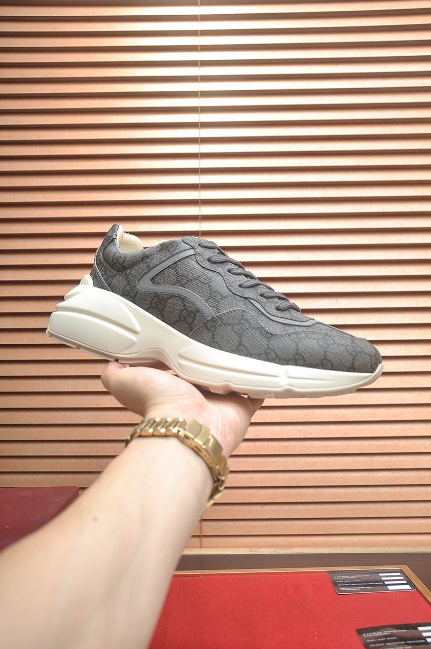 Gucci Tonal Pattern Chunky Low-Top Sneakers — model